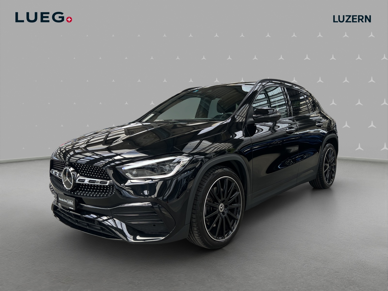 MERCEDES-BENZ GLA 250 4Matic AMG Line 8G-DCT-image-0