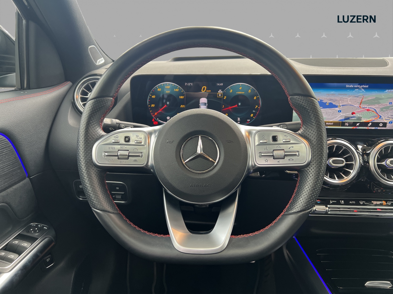 MERCEDES-BENZ GLA 250 4Matic AMG Line 8G-DCT-image-9