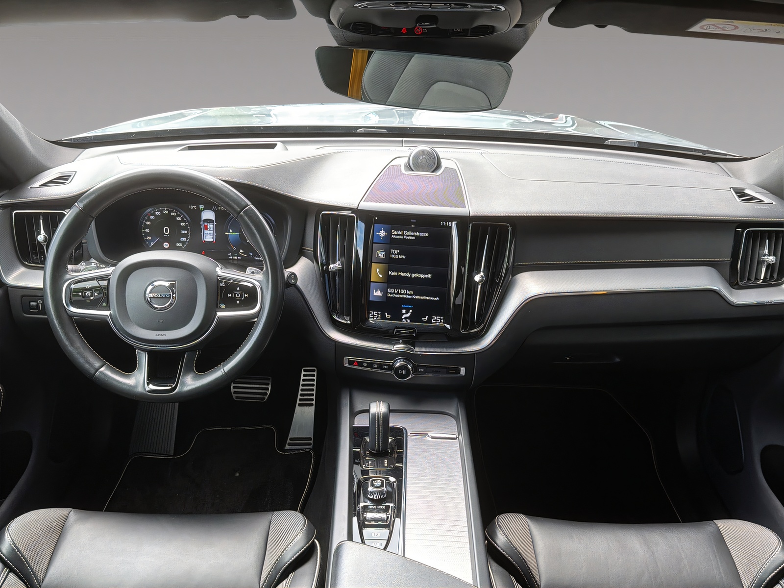 VOLVO XC60 T8 eAWD Polestar Geartronic-image-14