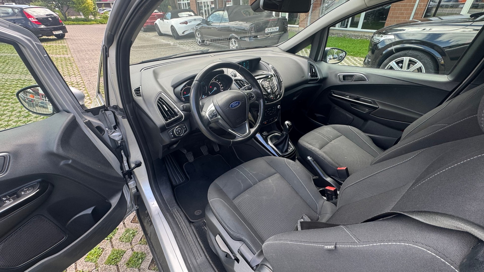 FORD B-Max 1.0 SCTi Titanium-image-6