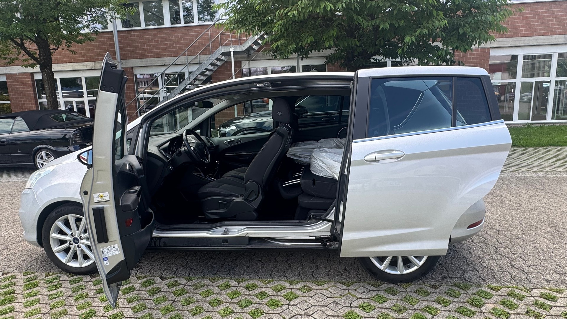 FORD B-Max 1.0 SCTi Titanium-image-5