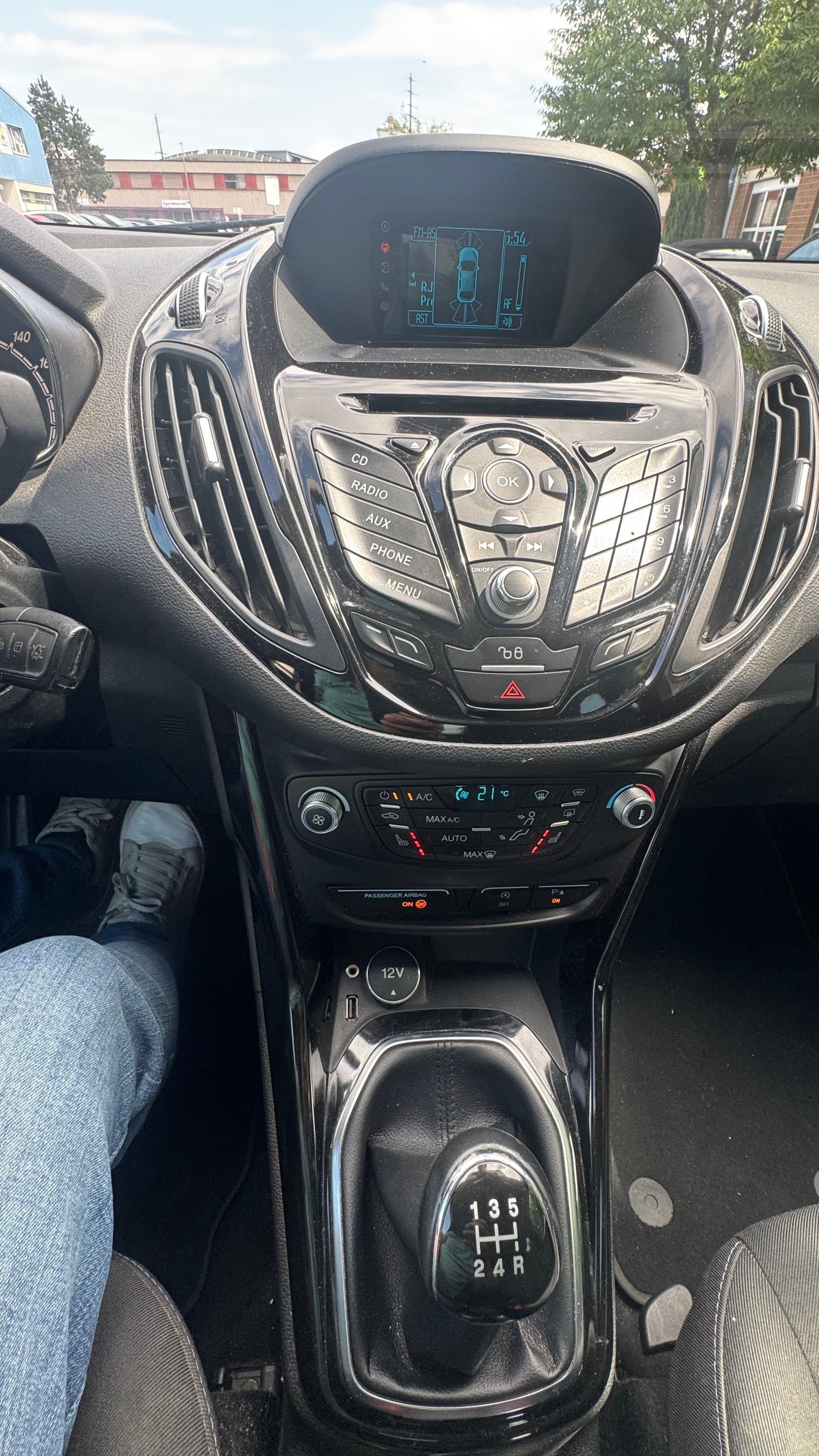 FORD B-Max 1.0 SCTi Titanium-image-10