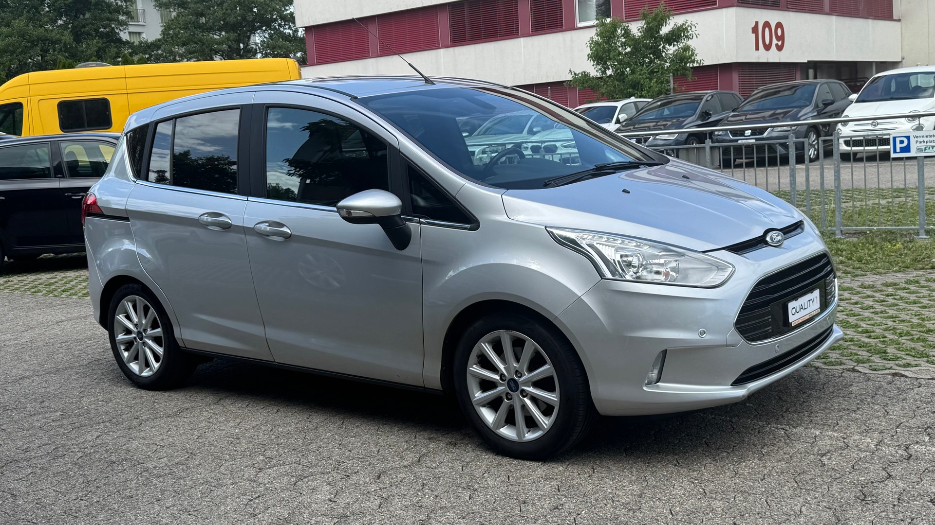 FORD B-Max 1.0 SCTi Titanium-image-2