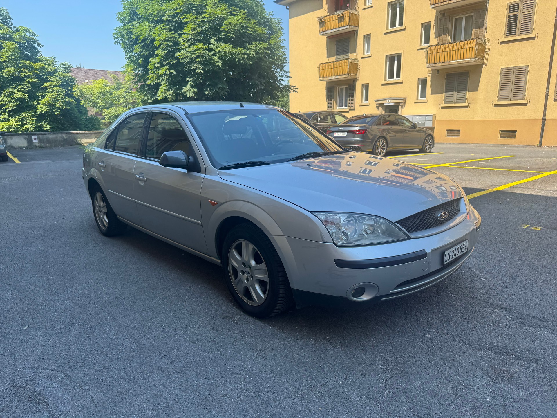 FORD Mondeo 2.0i 16V Ambiente-image-10