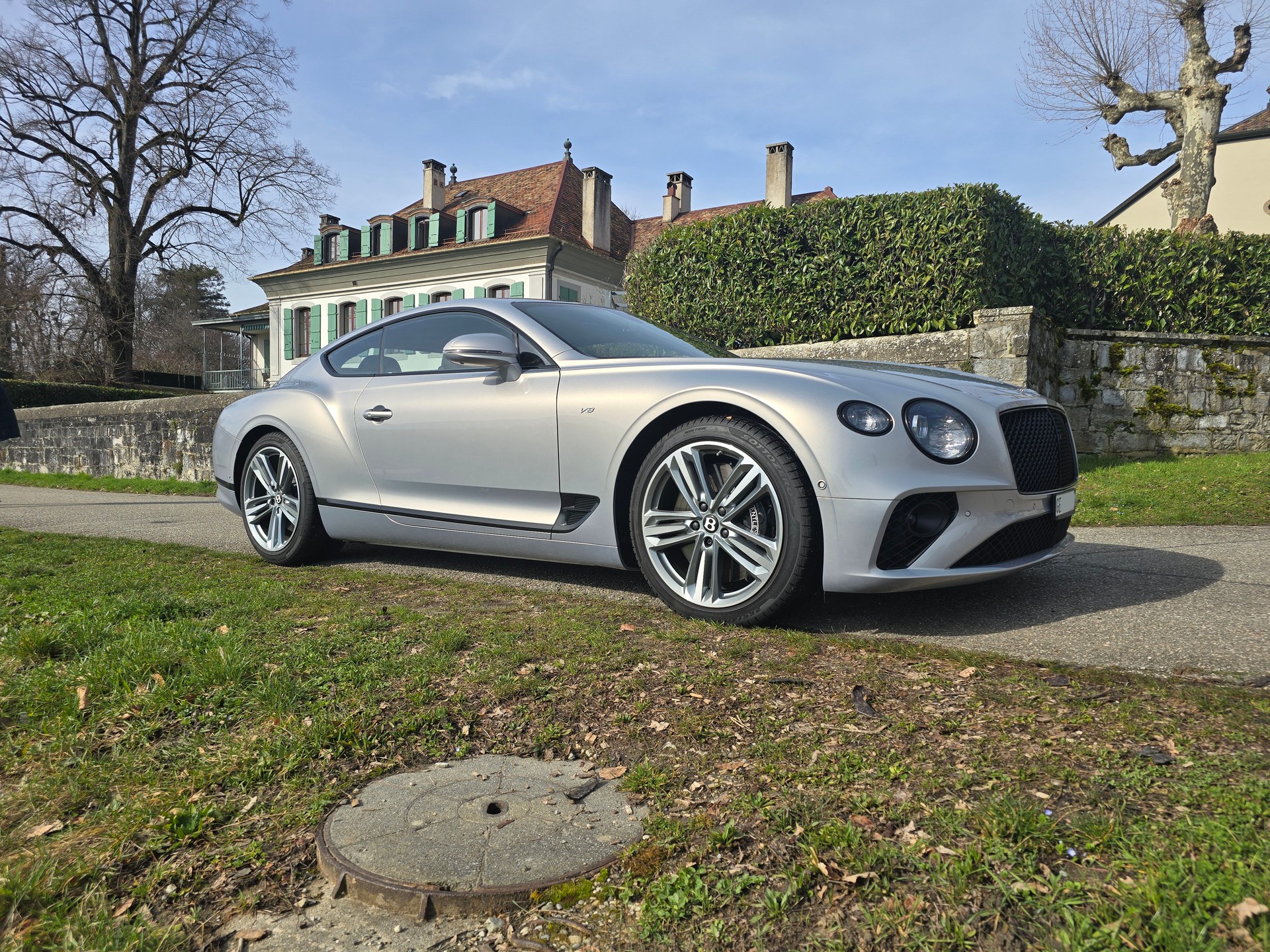 BENTLEY Continental GT 4.0 V8-image-14