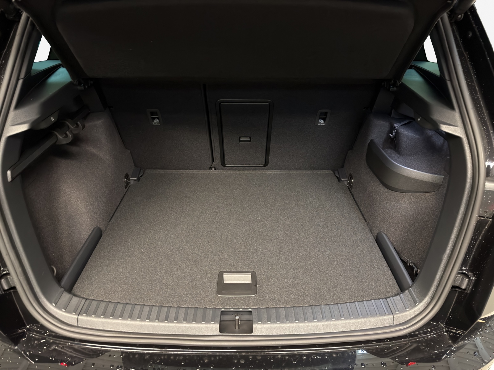 SKODA Karoq 2.0 TSI SportLine 4x4 DSG-image-12