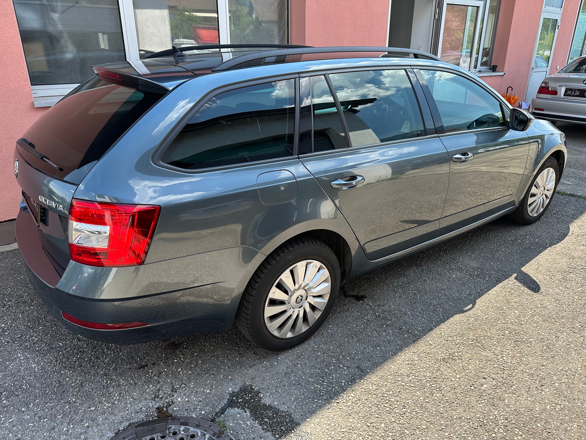 SKODA Octavia 1.5 G-tec Style CNG-image-2