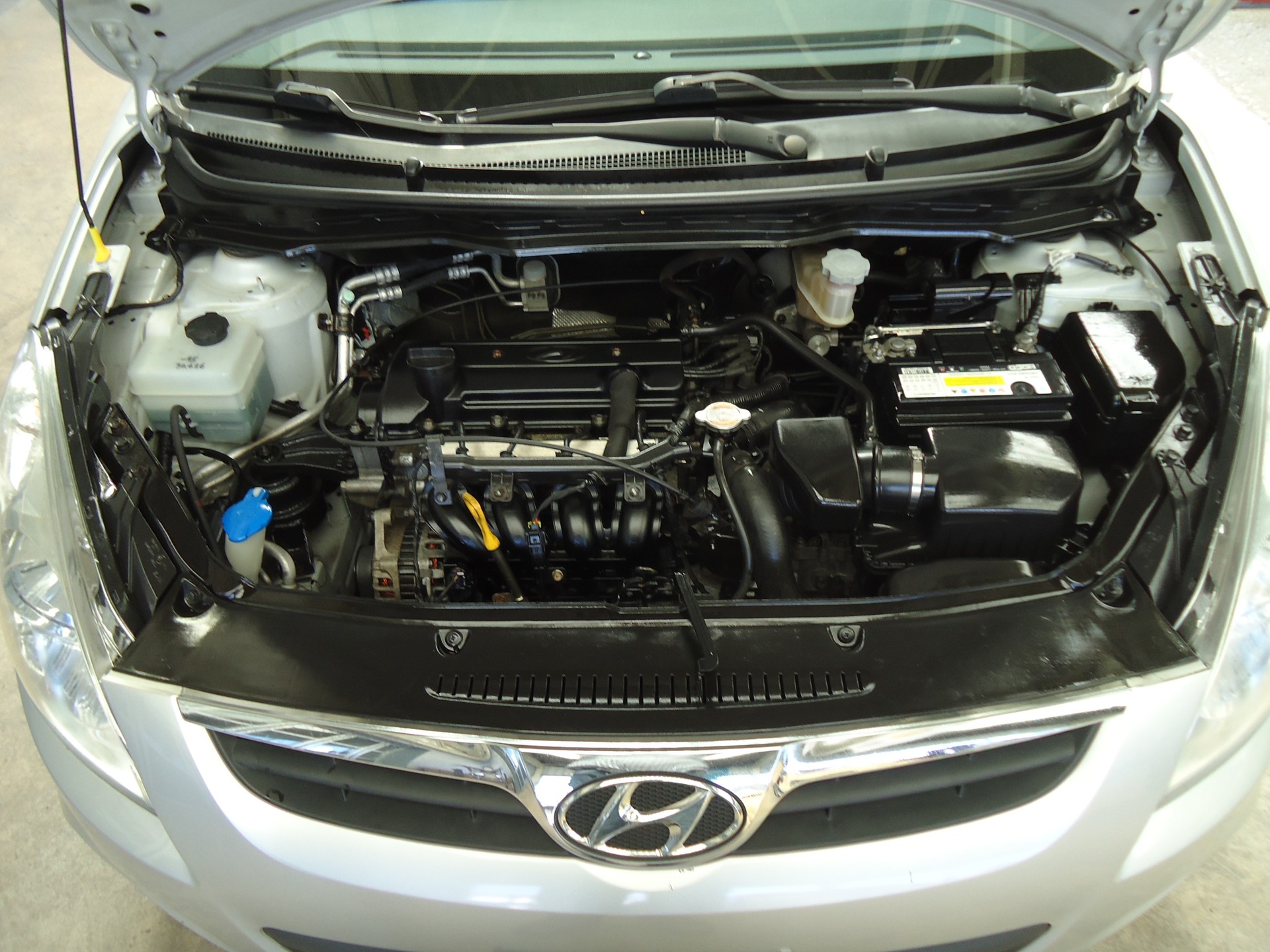 HYUNDAI i20 1.2 Comfort-image-8