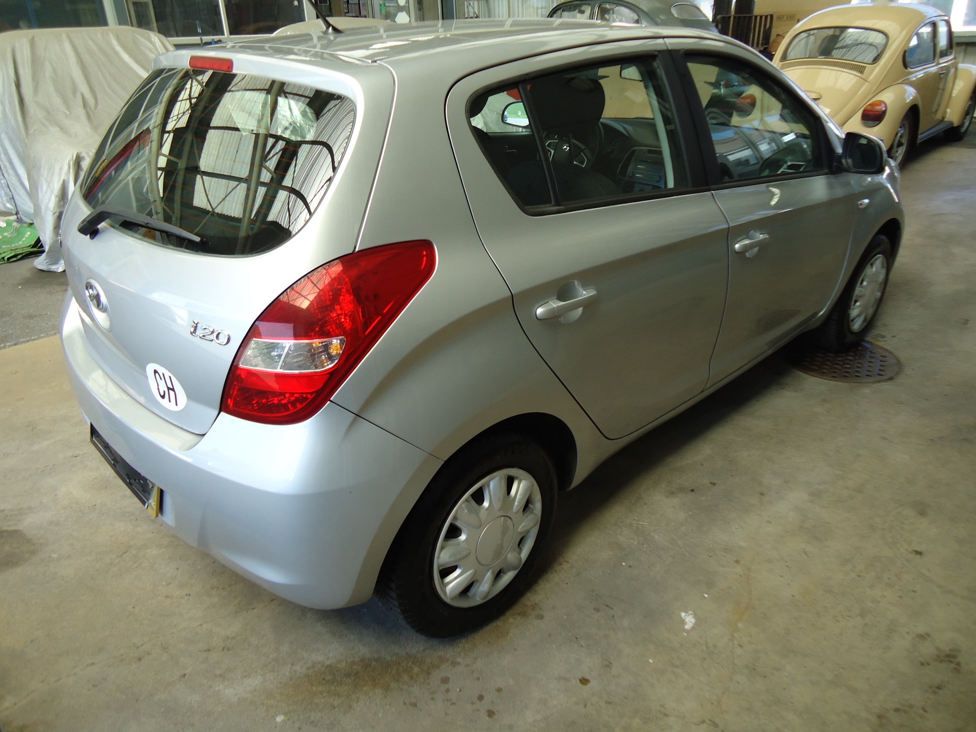 HYUNDAI i20 1.2 Comfort-image-3