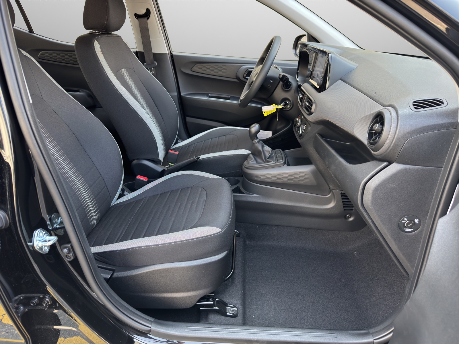 HYUNDAI i10 1.0 Pica-image-6