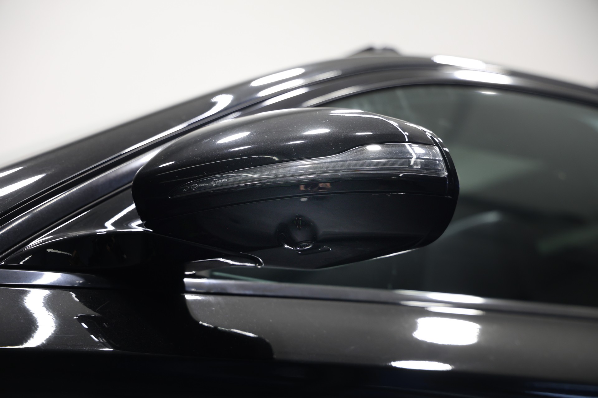 MERCEDES-BENZ E 63 AMG S 4Matic Speedshift MCT *Ohne OPF*AMG Performance Sitze*AMG Drivers Package*-image-14