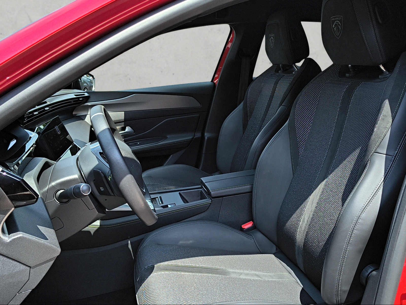 PEUGEOT 308 1.2 Hybrid GT-image-10
