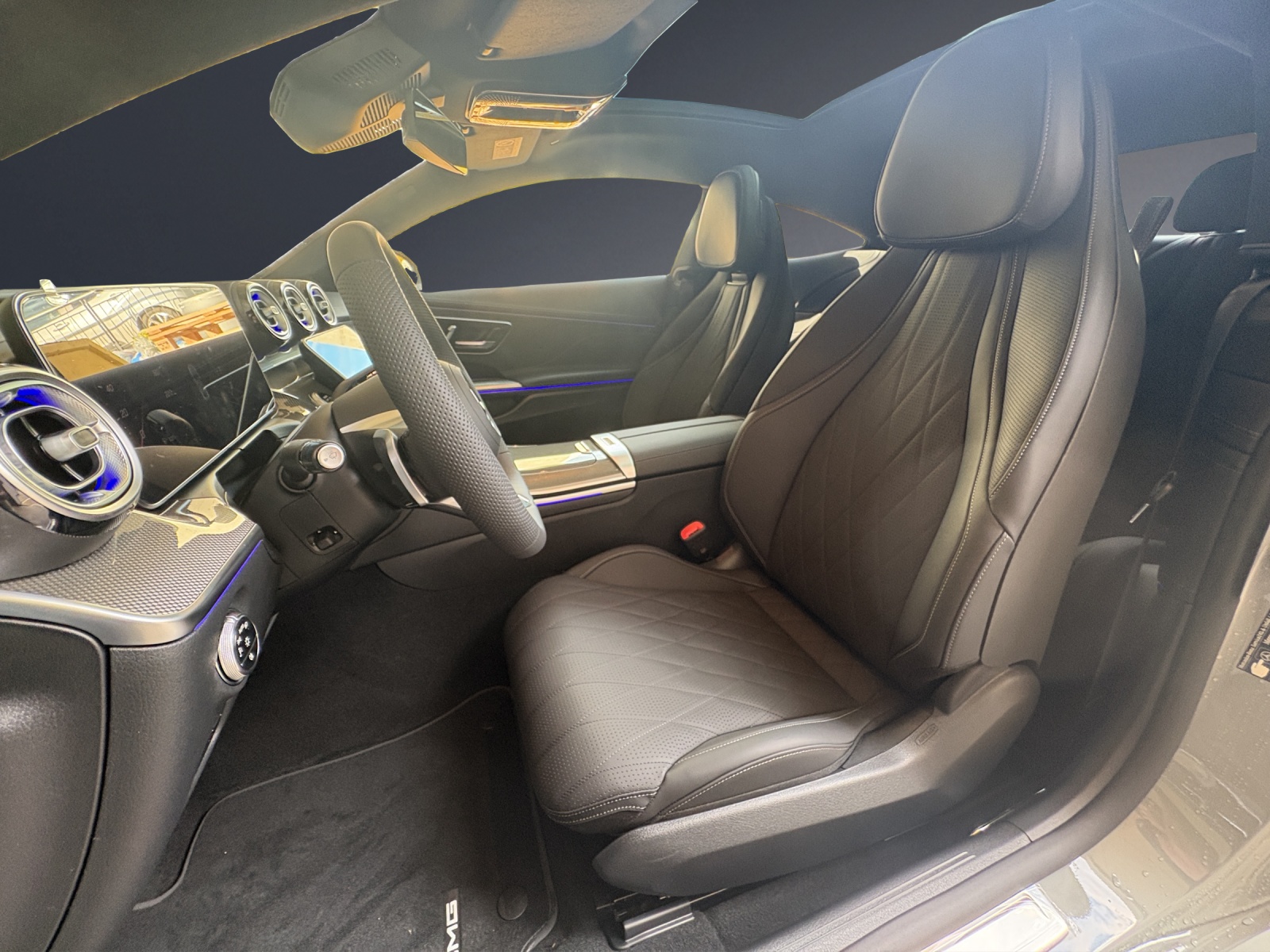 MERCEDES-BENZ CLE 300 Coupé 4Matic 9G-Tronic-image-11