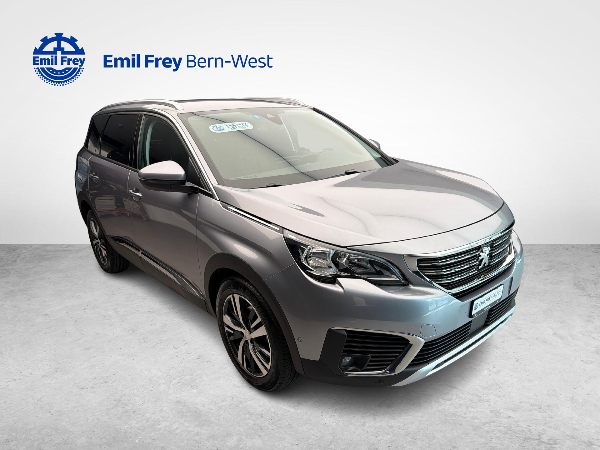 PEUGEOT 5008 1.2 PureTech Allure-image-6