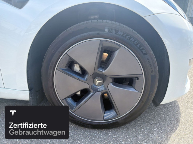 TESLA Model 3 Long Range RWD-image-10