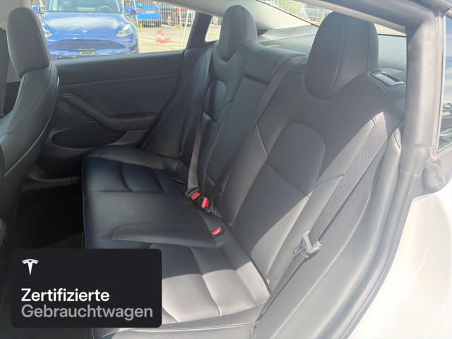 TESLA Model 3 Long Range RWD-image-13
