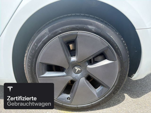 TESLA Model 3 Long Range RWD-image-5