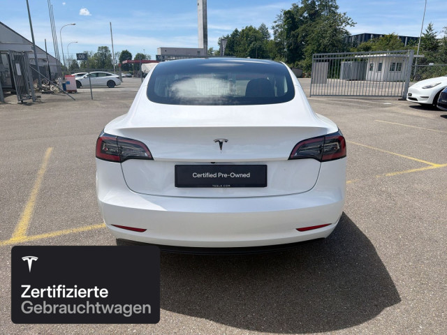 TESLA Model 3 Long Range RWD-image-7