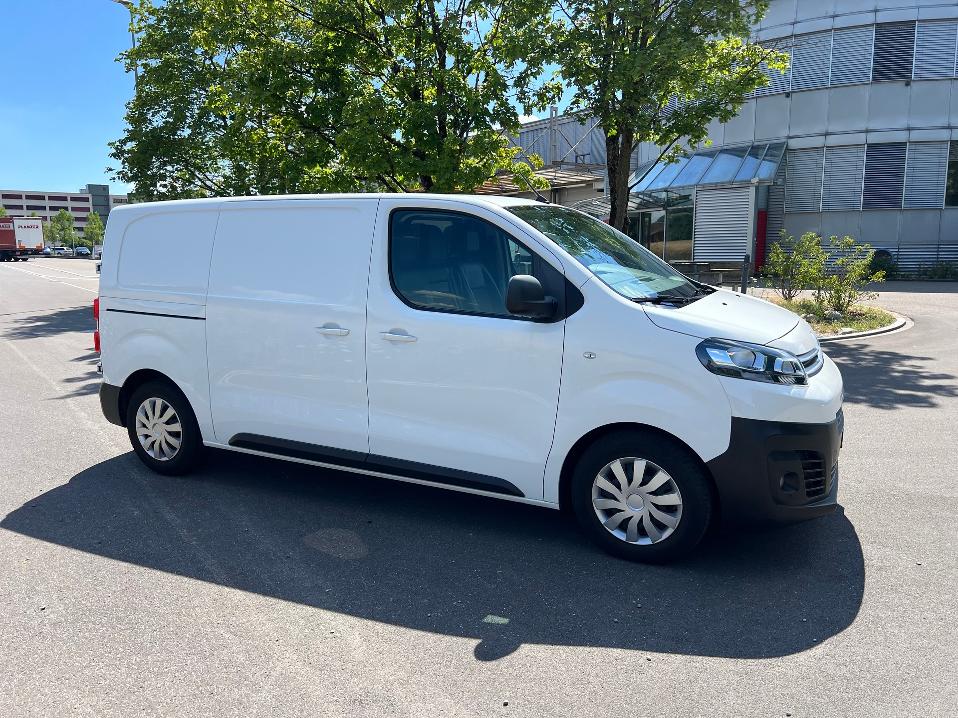 CITROEN Jumpy 2.0 BlueHDi 180 S&S M Komfort EAT6-image-0