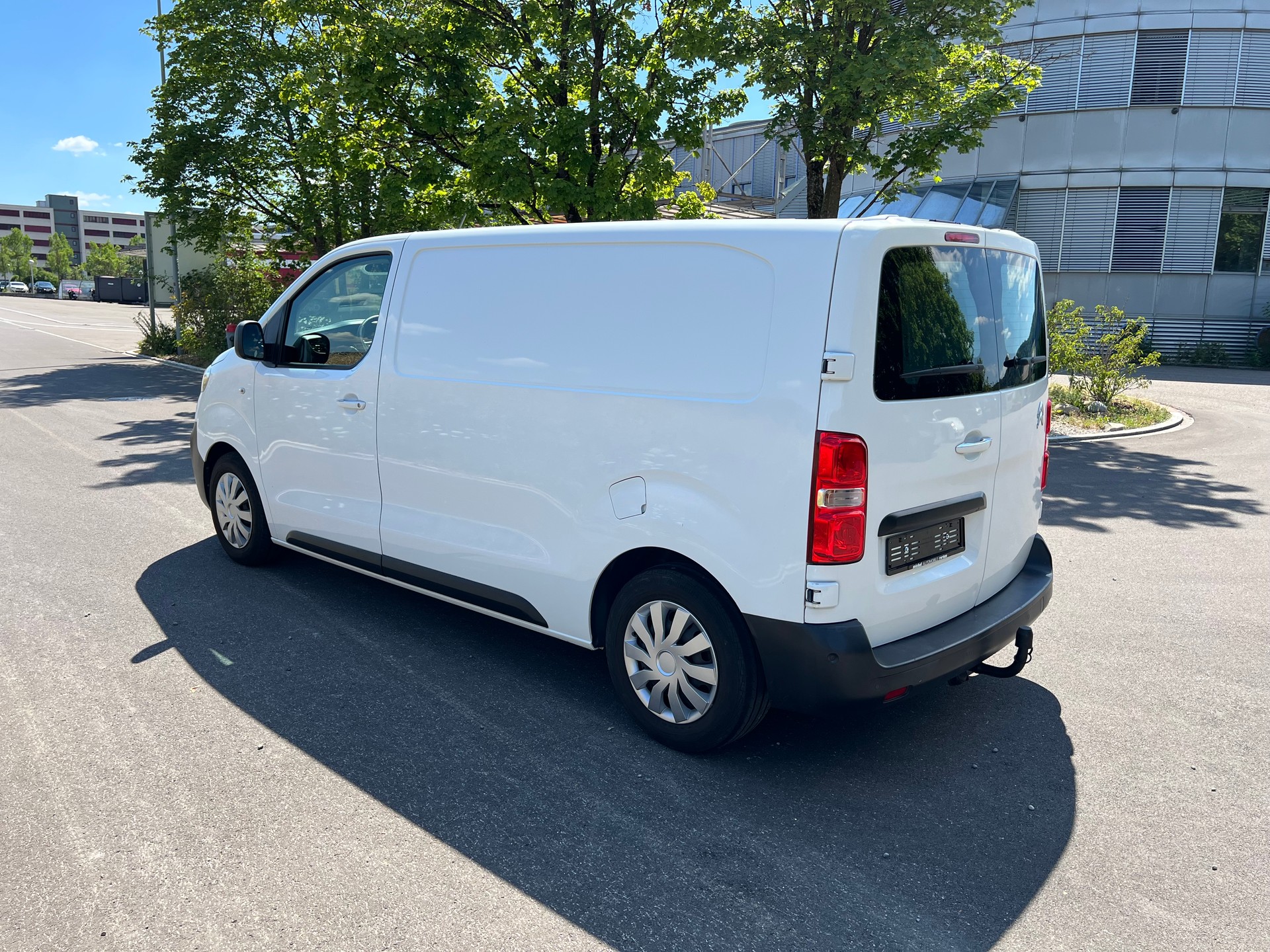CITROEN Jumpy 2.0 BlueHDi 180 S&S M Komfort EAT6-image-1