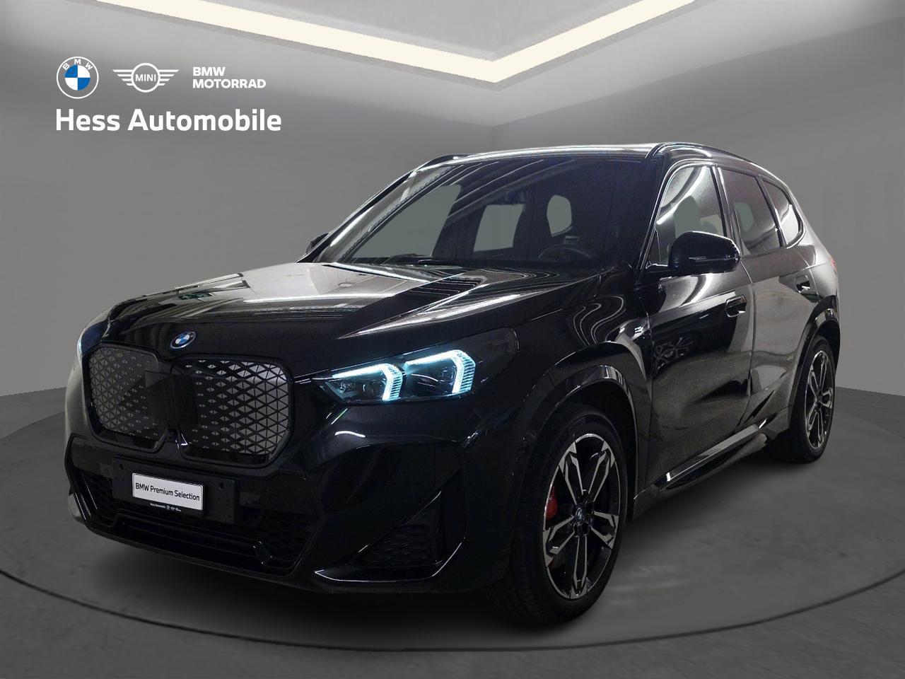 BMW iX1 30 xDrive M Sport-image-0