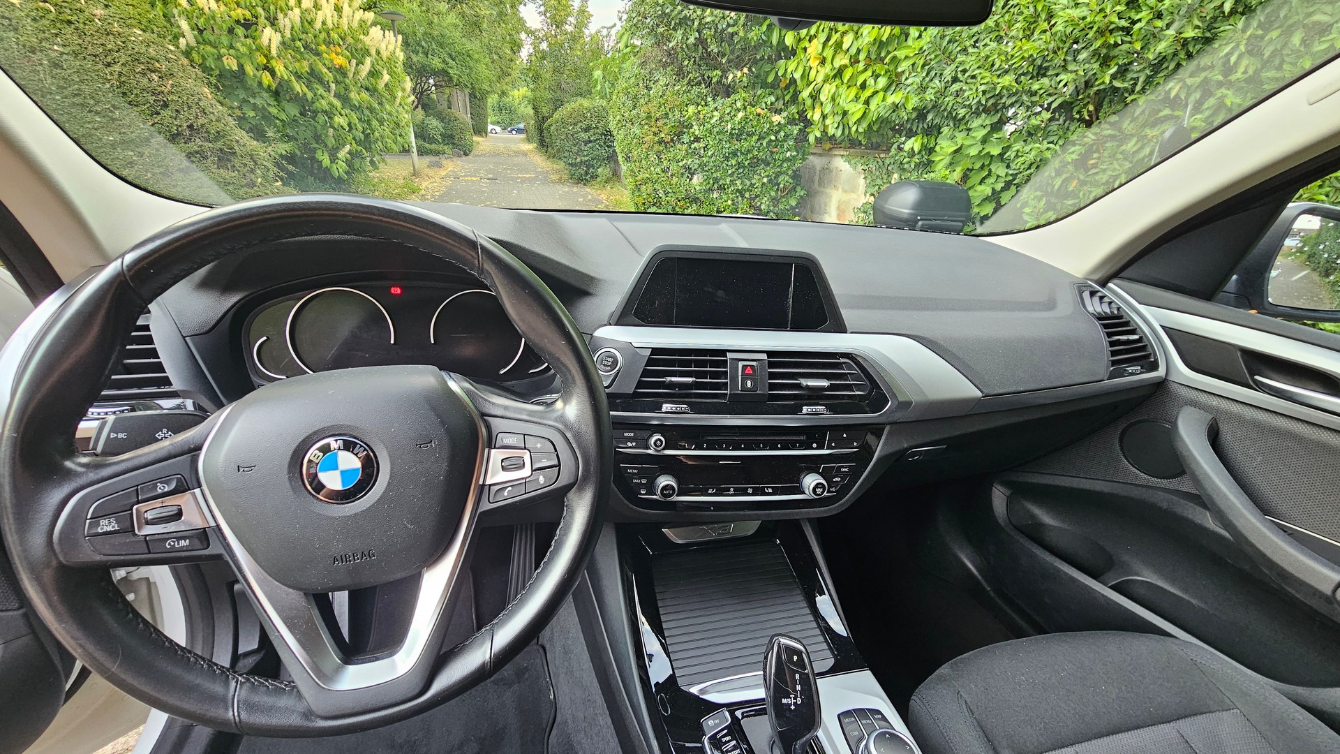 BMW 20d xDrive-image-4