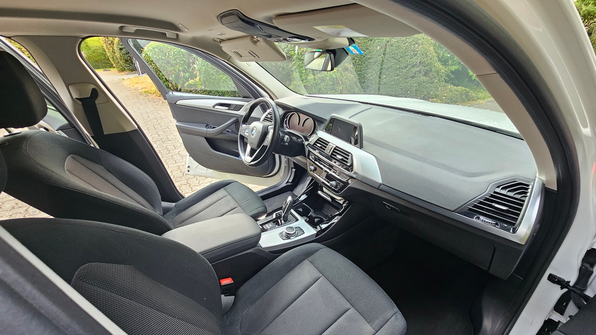 BMW 20d xDrive-image-5