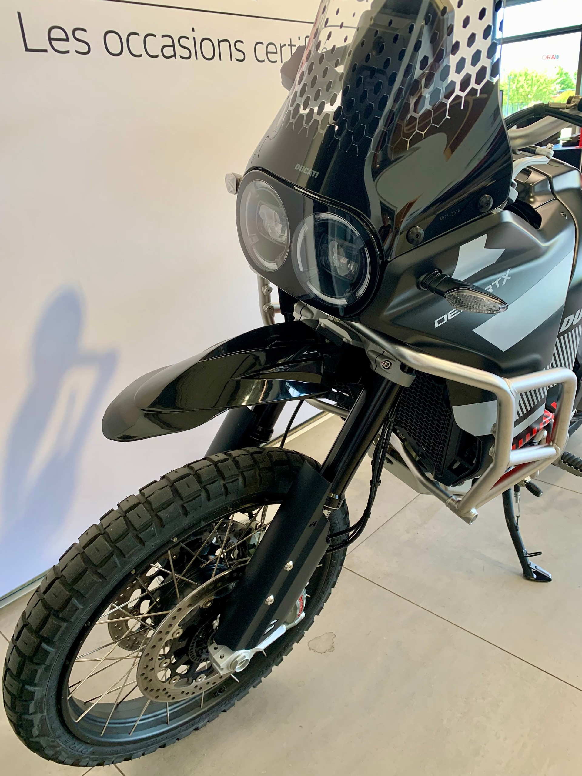 DUCATI Desert X-image-4