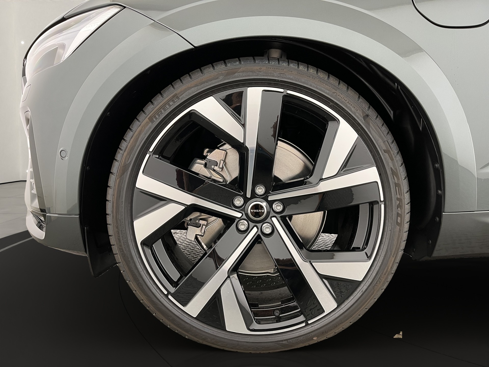 VOLVO XC60 2.0 T8 TE Ultra Dark eAWD-image-6