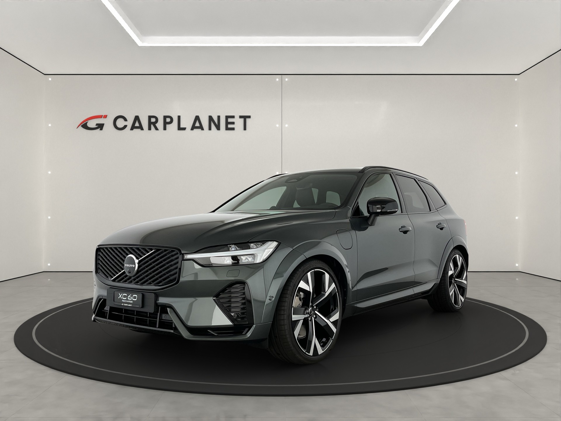 VOLVO XC60 2.0 T8 TE Ultra Dark eAWD-image-0