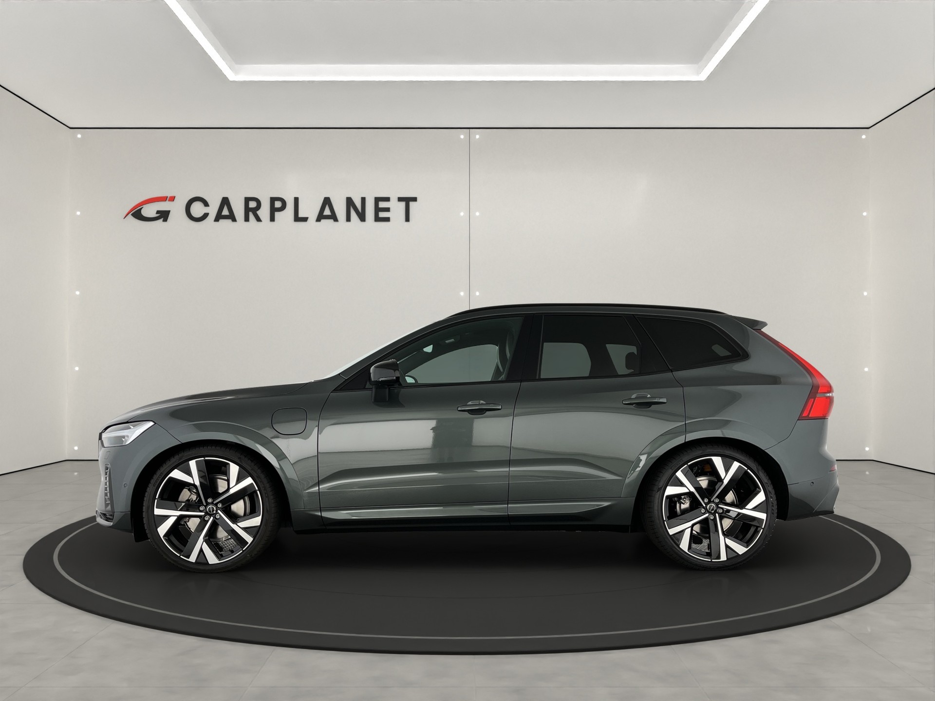 VOLVO XC60 2.0 T8 TE Ultra Dark eAWD-image-2