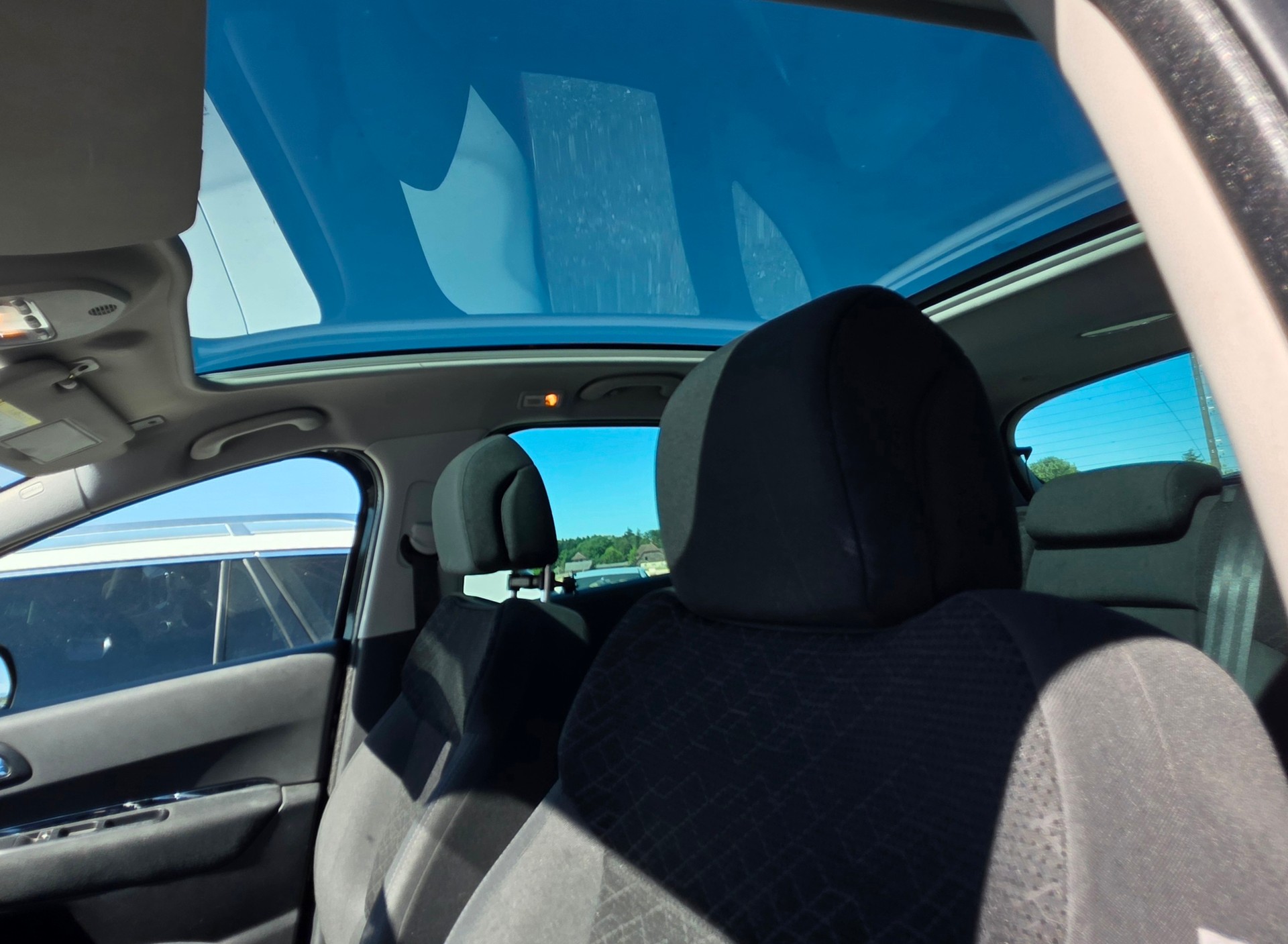 PEUGEOT 3008 1.6 16V T Féline-image-10