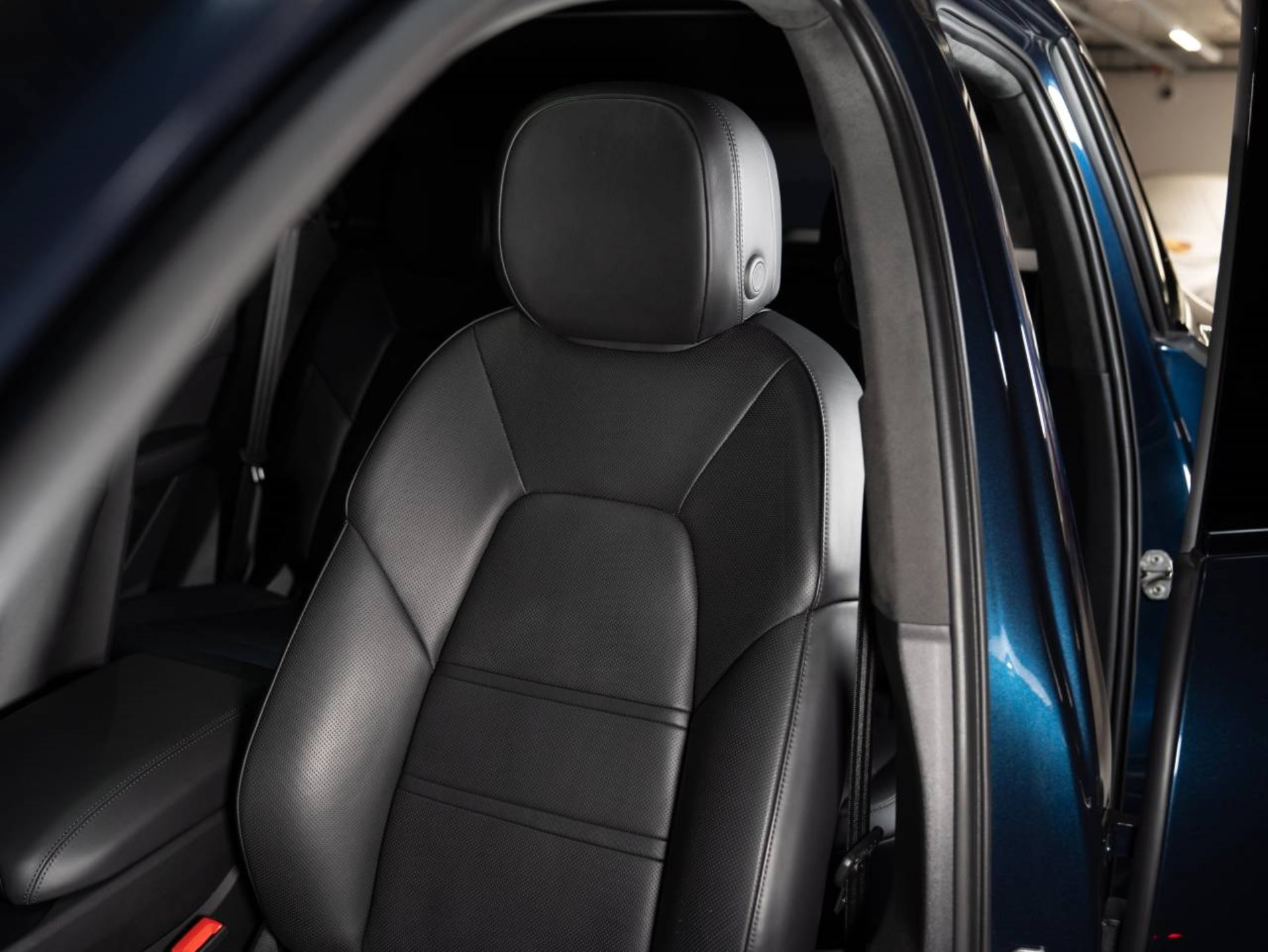 PORSCHE Cayenne Turbo E-Hybrid (MY24)-image-18