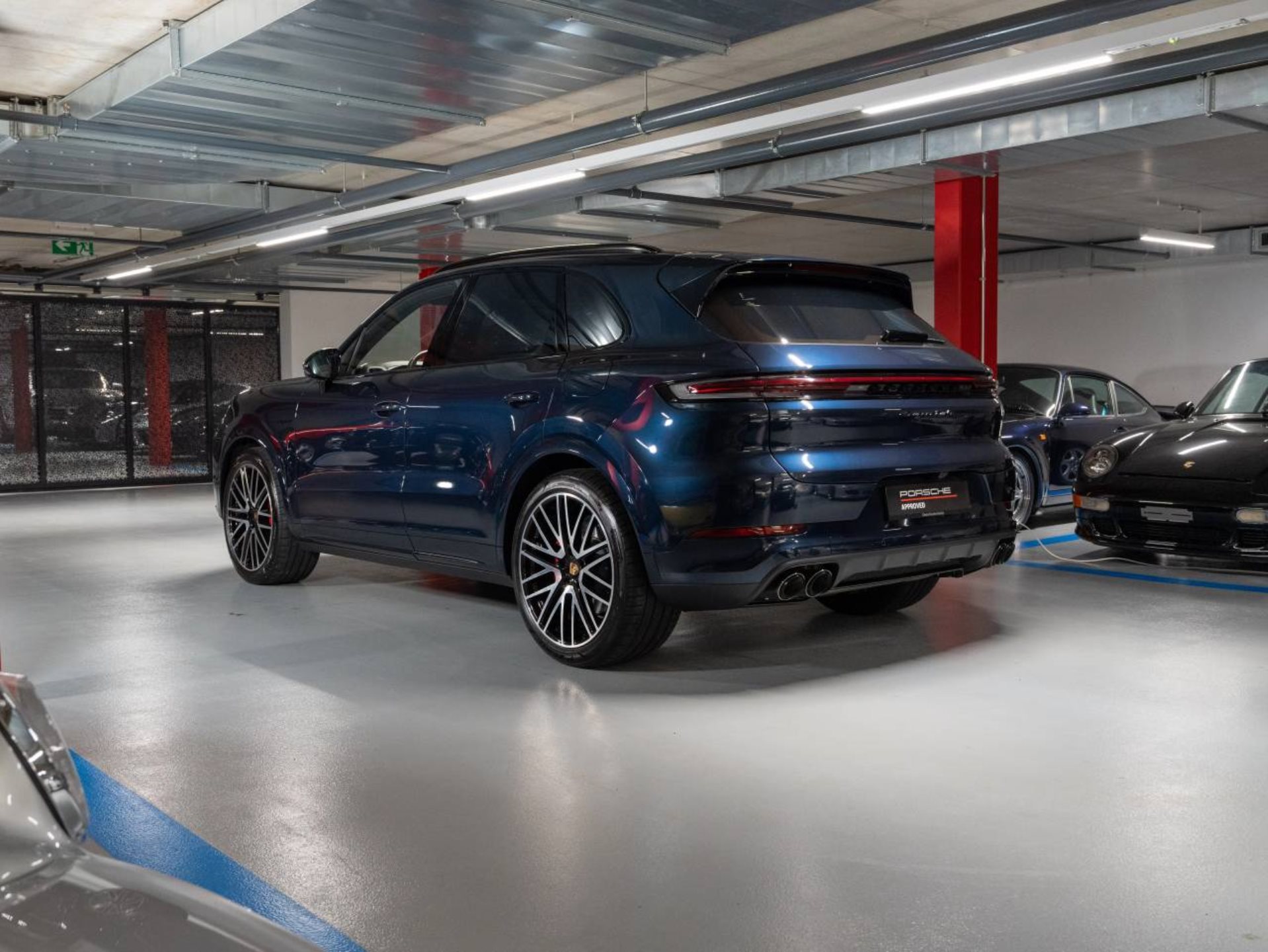 PORSCHE Cayenne Turbo E-Hybrid (MY24)-image-4
