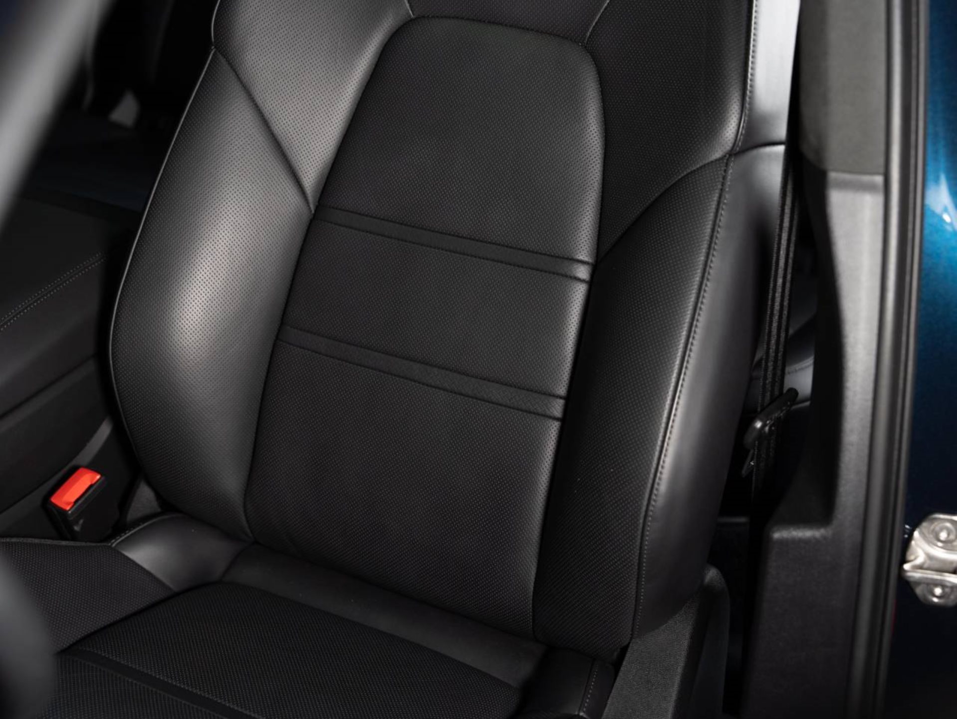 PORSCHE Cayenne Turbo E-Hybrid (MY24)-image-17