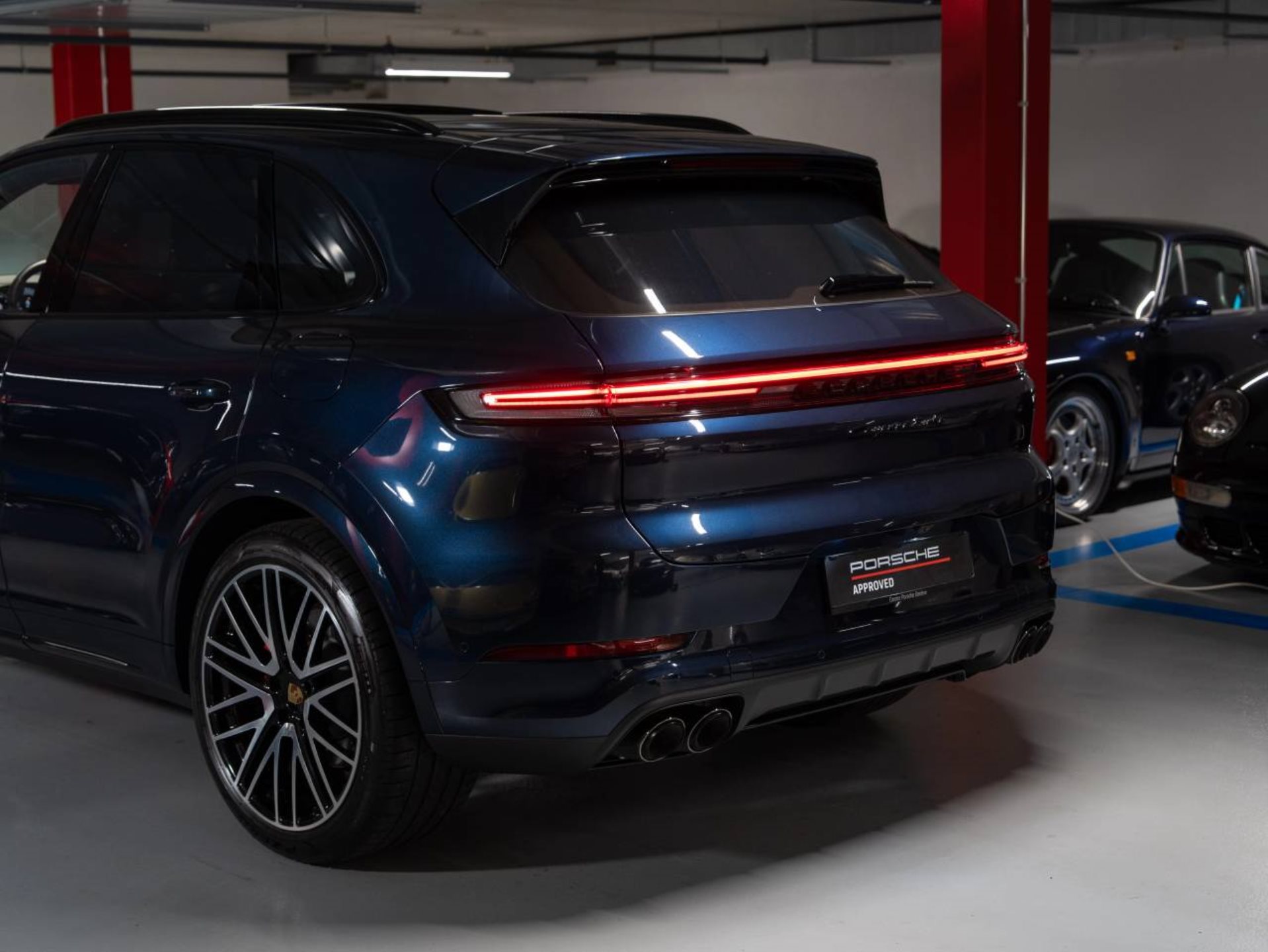 PORSCHE Cayenne Turbo E-Hybrid (MY24)-image-22