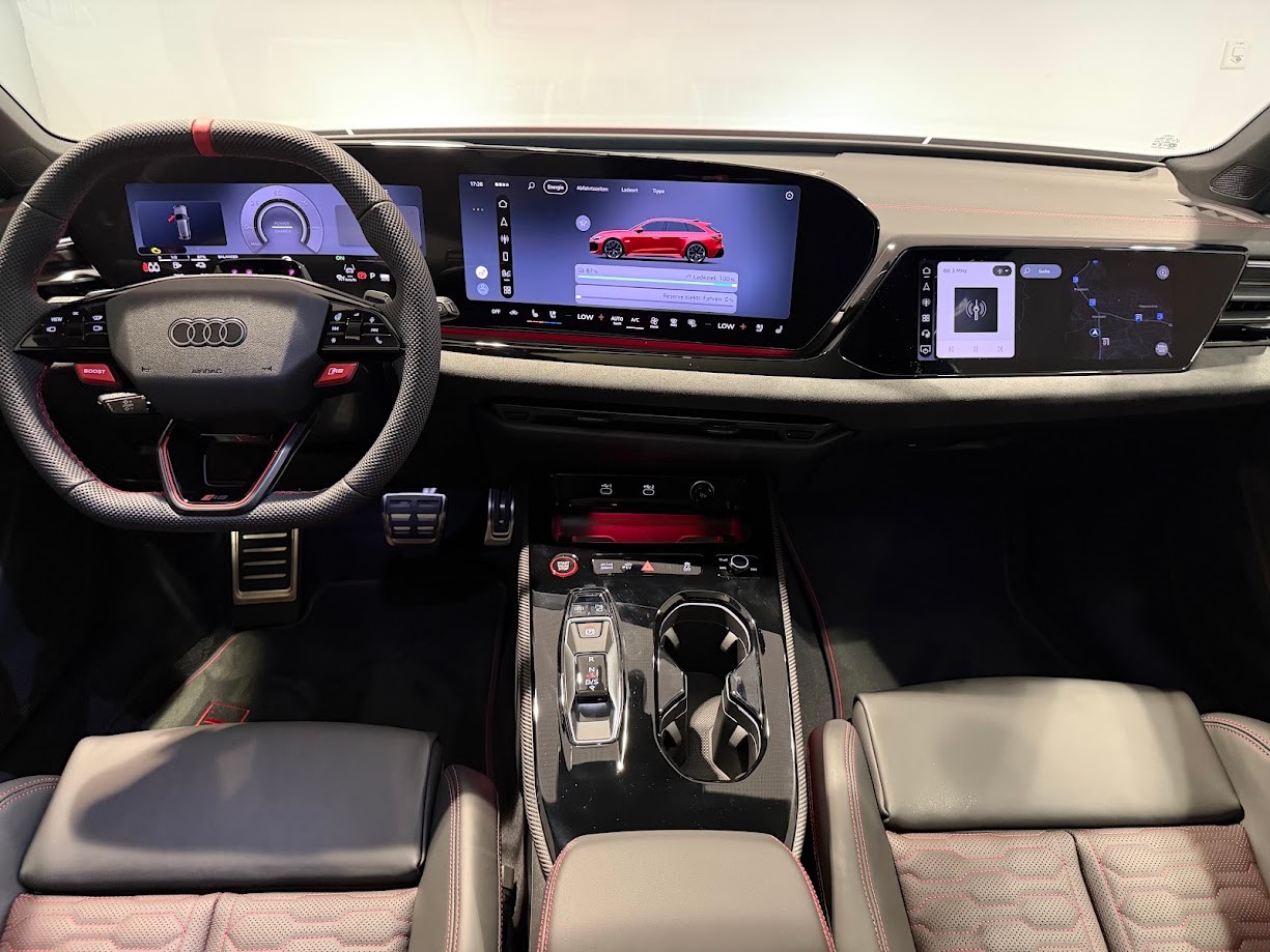 AUDI RS 5 Avant TFSI 470 kW Tiptronic quattro-image-12