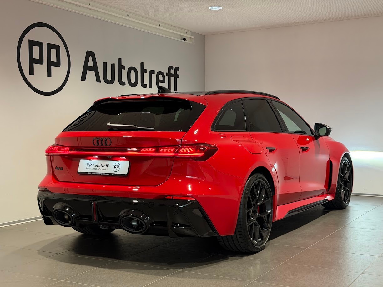 AUDI RS 5 Avant TFSI 470 kW Tiptronic quattro-image-15