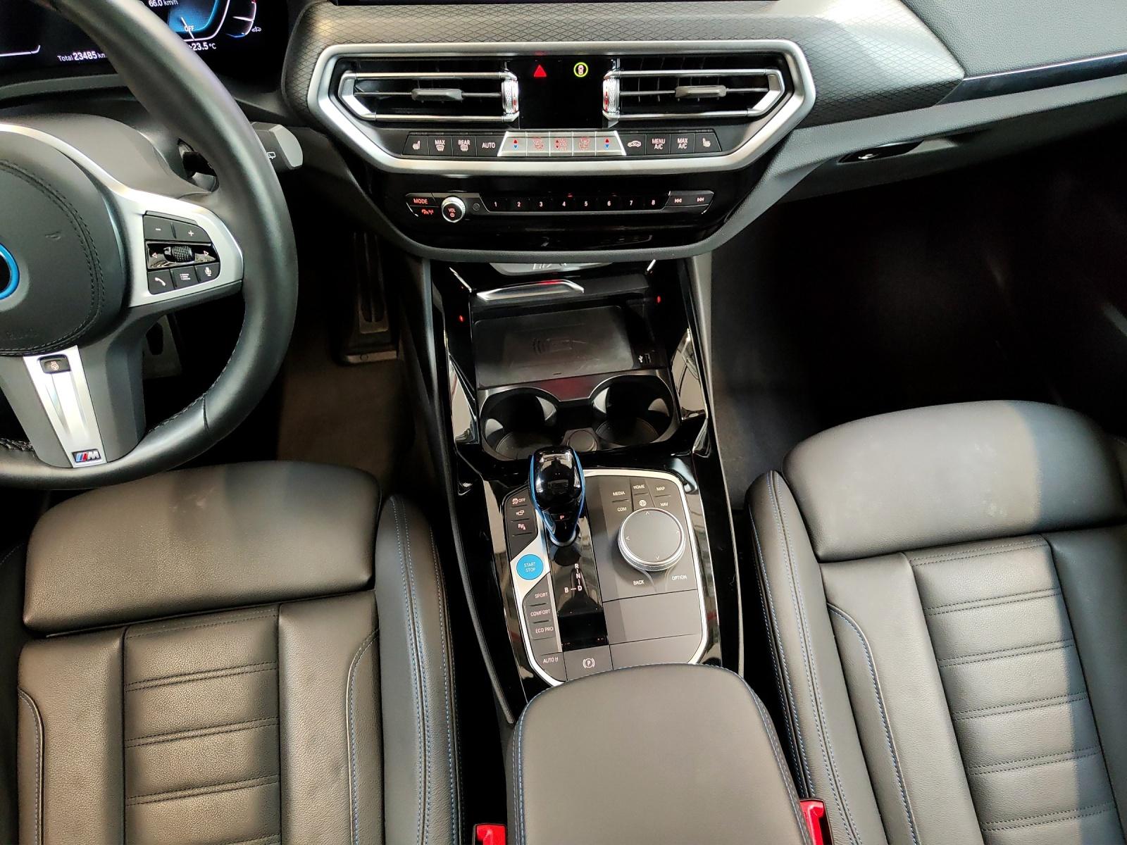 BMW iX3 E-Motor MFK 13.07.2026 Attraktiven Leasingzinssatz ab 0,9 % bei Abschluss einer BMW Fahrzeugversicherung.-image-12