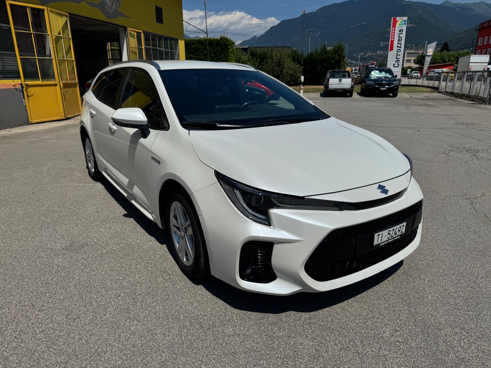 SUZUKI 1.8 Compact Top Hybrid-image-0