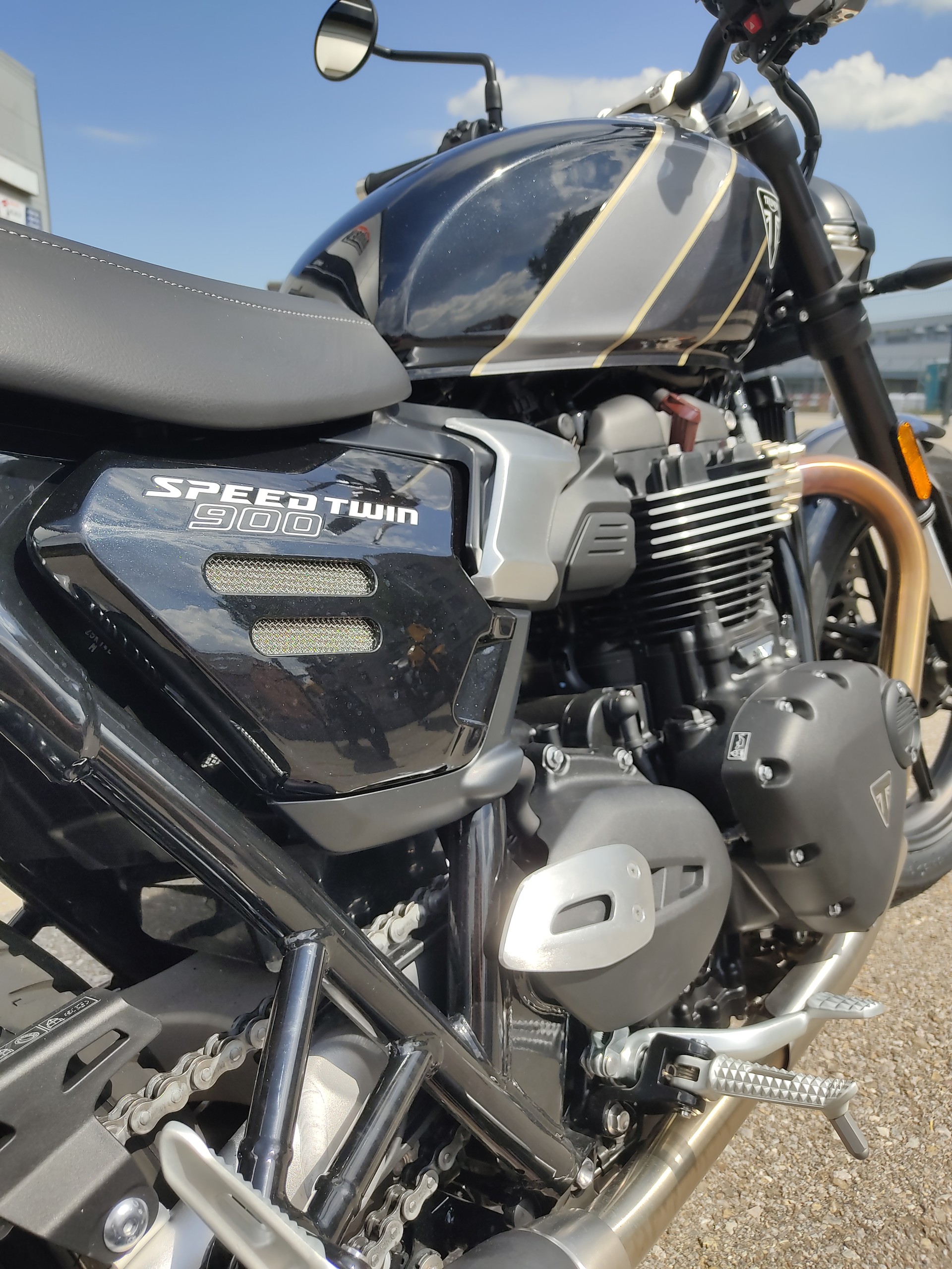 TRIUMPH Speed Twin-showroom-element-3