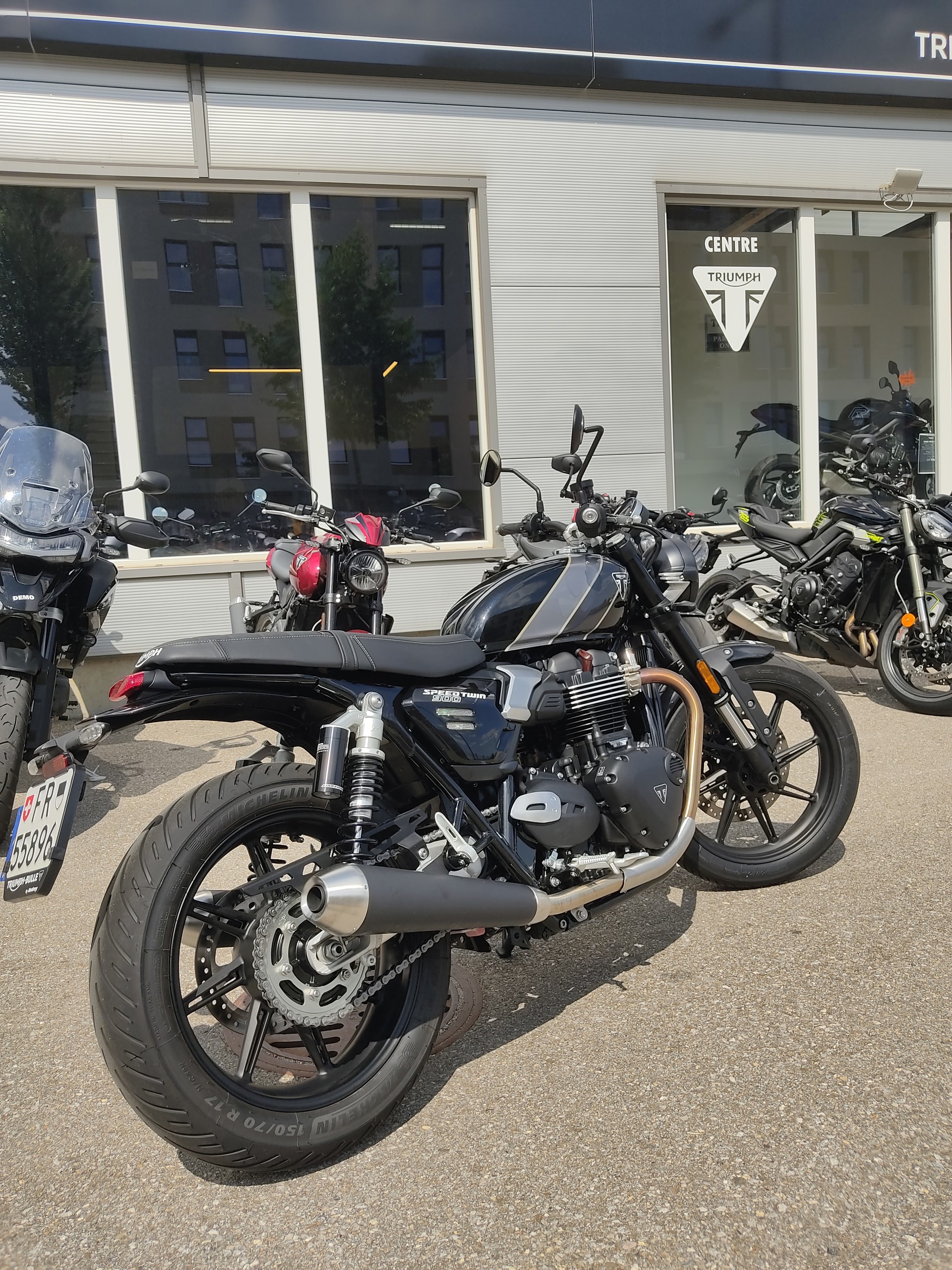 TRIUMPH Speed Twin-showroom-element-2