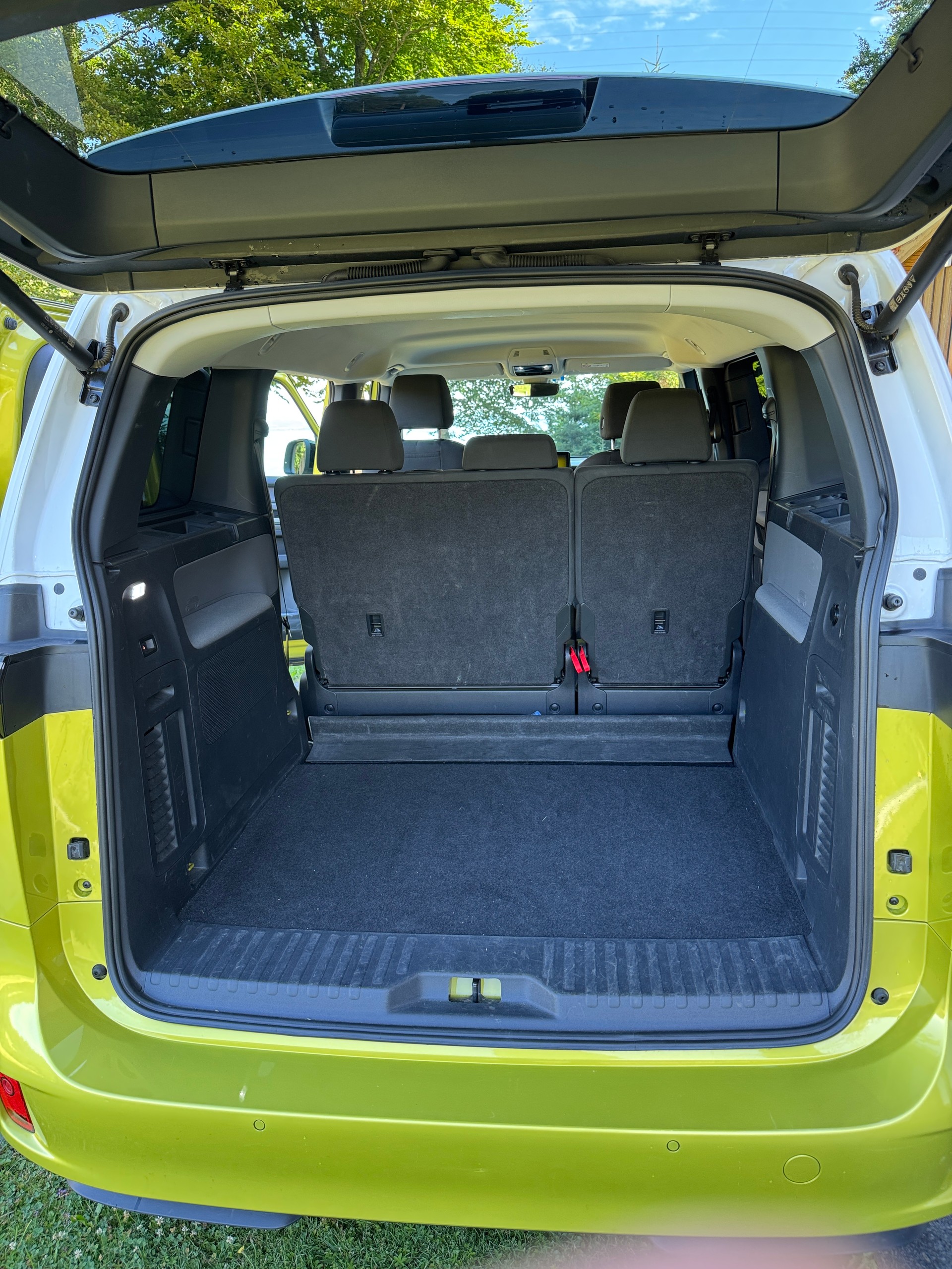 VW 77kWh Pro-image-2