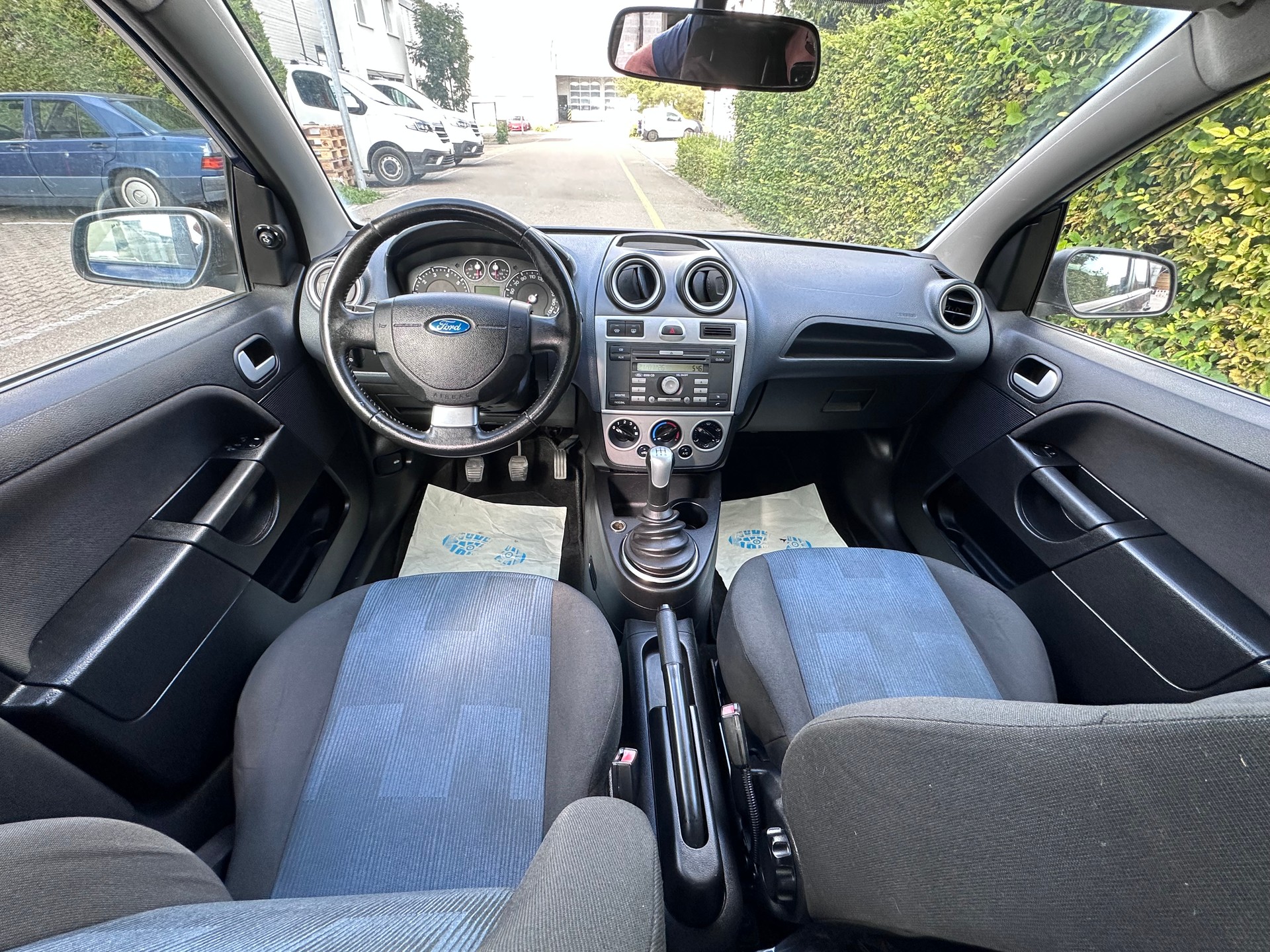 FORD Fiesta 1.4 16V Trend-image-7