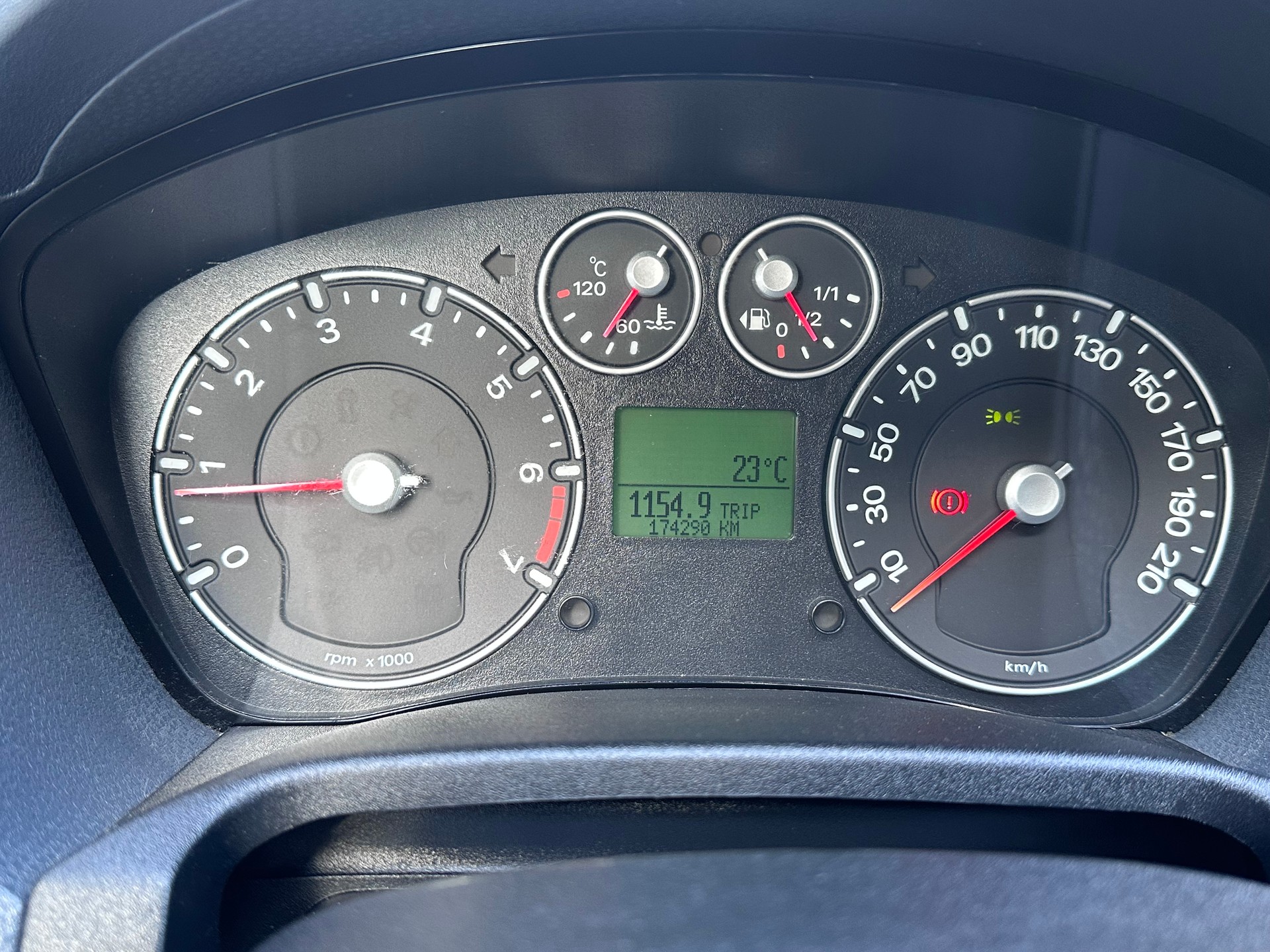 FORD Fiesta 1.4 16V Trend-image-13