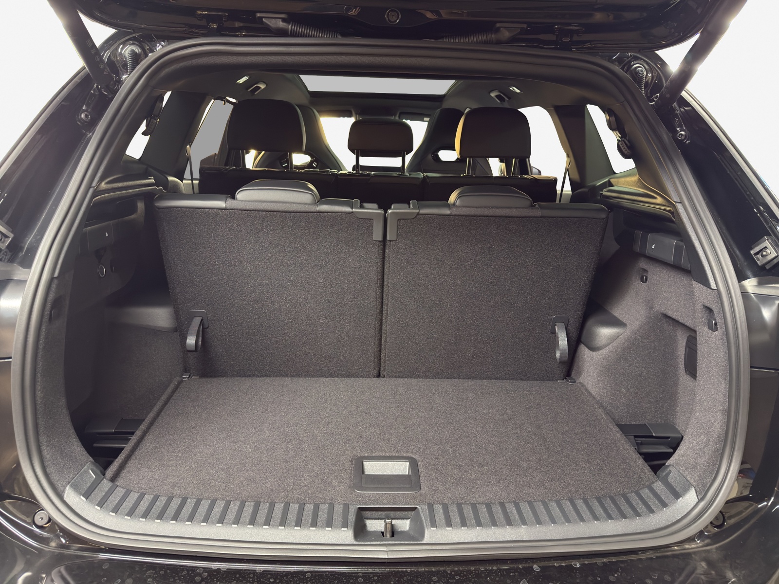 VW Tayron 2.0 TSI R-Line Plus DSG 4Motion-image-12