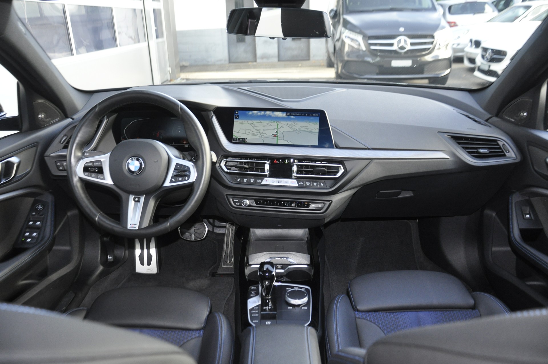 BMW 118i M Sport Steptronic-image-6