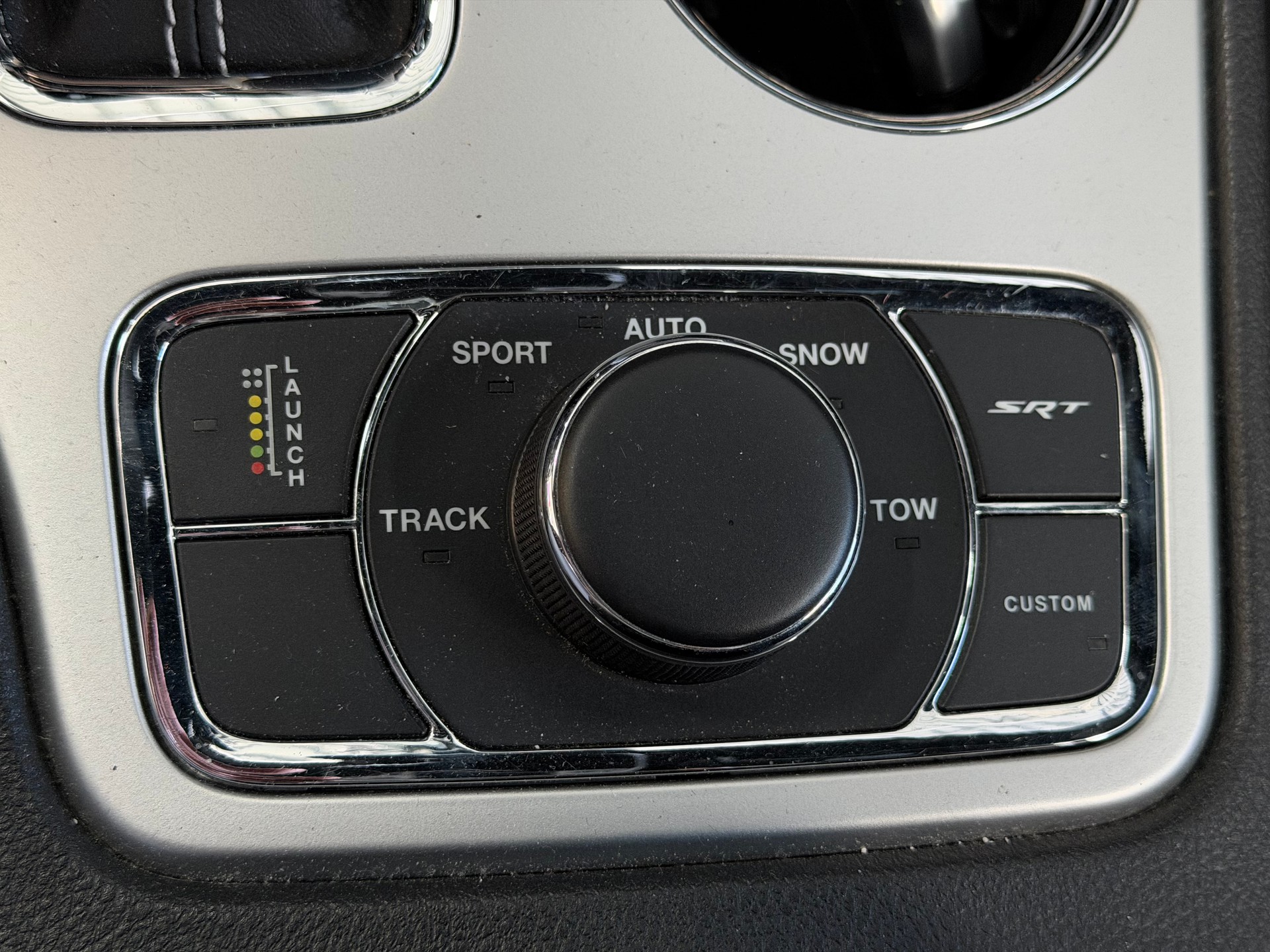 JEEP Grand Cherokee 6.4 V8 HEMI SRT8 Automatic | Frisch ab Service | Sternenhimmel | KW Federn-image-18