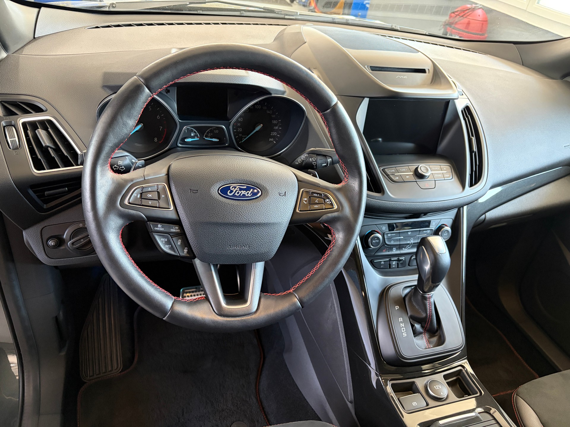 FORD Kuga 2.0 SCTi ST Line High 4WD Automatic-image-5