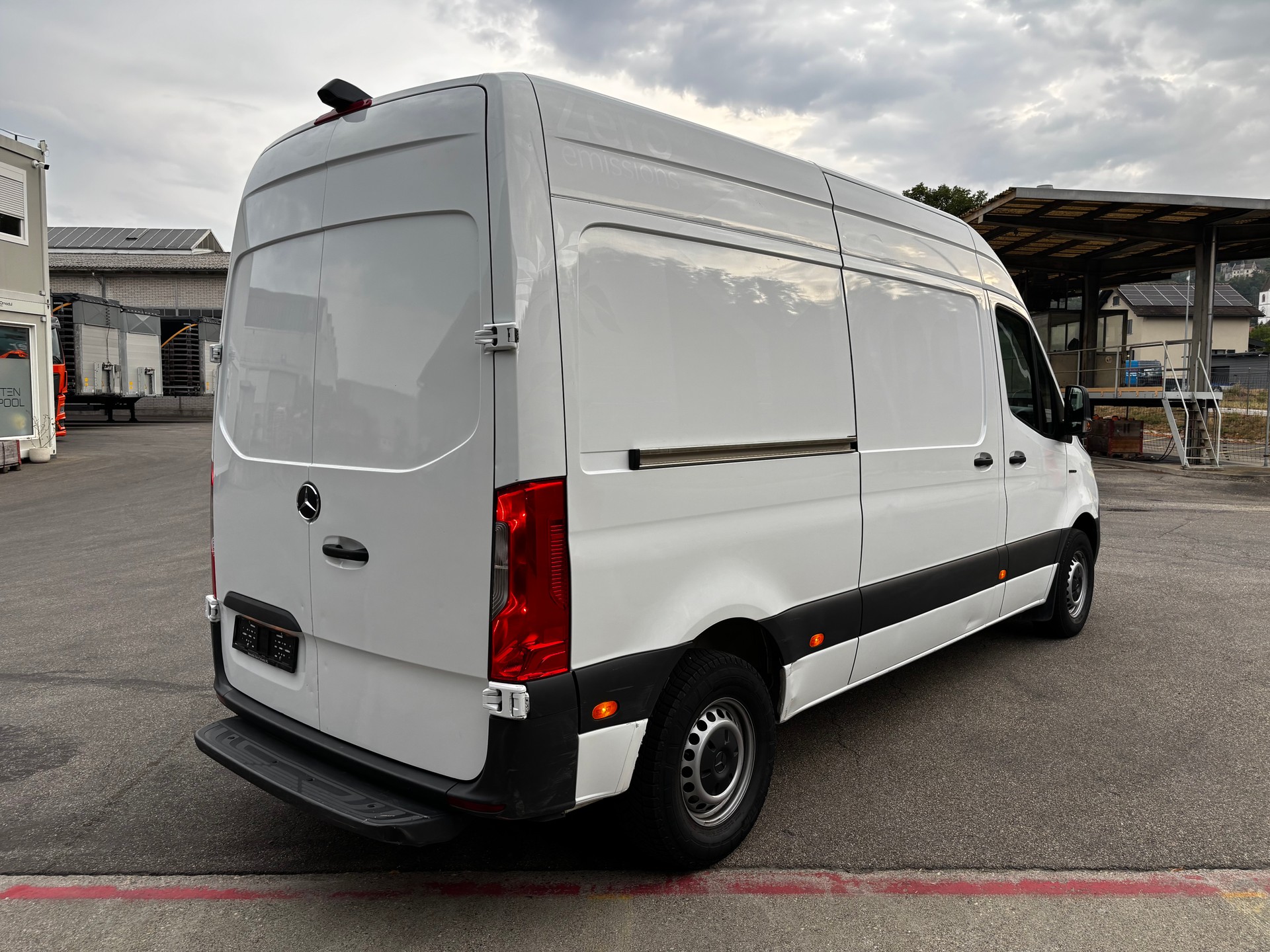 MERCEDES-BENZ eSprinter 312 47kWh Standard-image-3